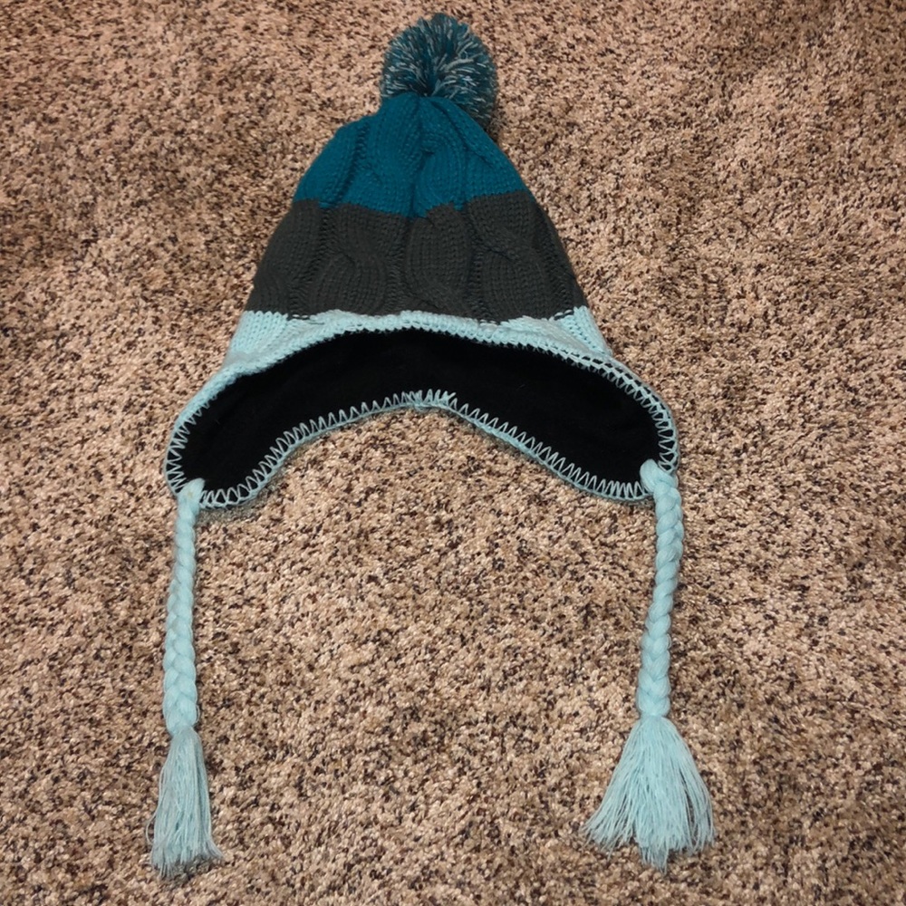 Multicolor hat